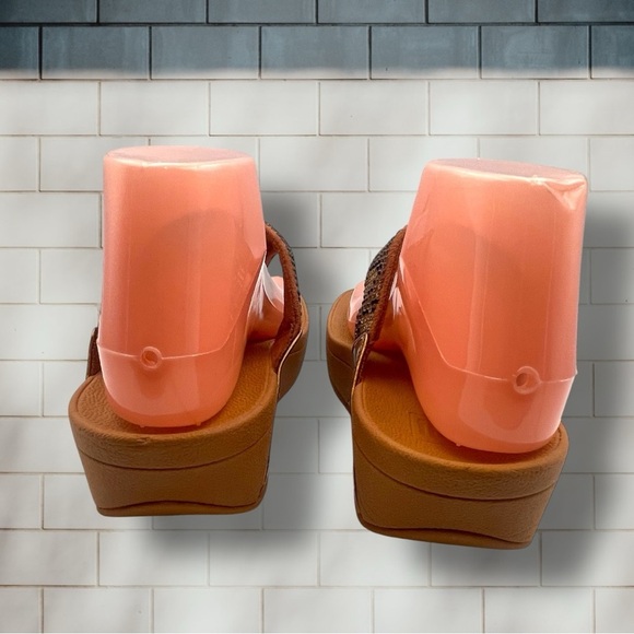 FitFlop Women's Lulu Crystal Leopard Toe-Post Sandals Size 7 - Picture 5 of 14